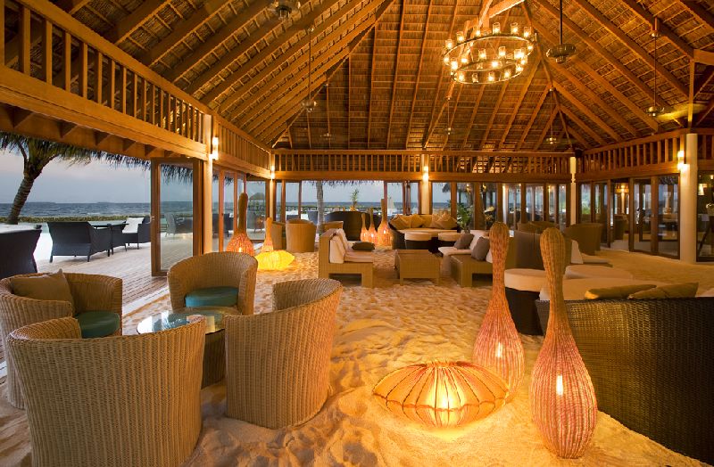 モルディブツアー 羽田空港発 シンガポール航空 深夜発 ヴァカルファリ 全食事付 7日間 ワールドエクスプローラ