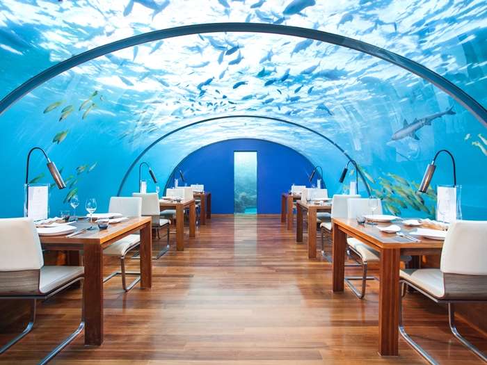 Ithaa Undersea Restaurant2
